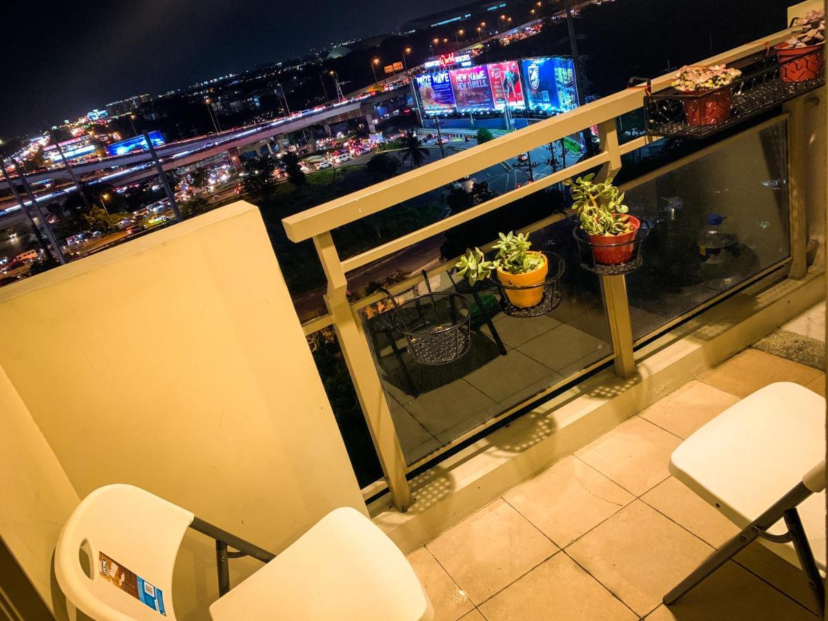Ramiro Haven Staycation Manila Exterior foto
