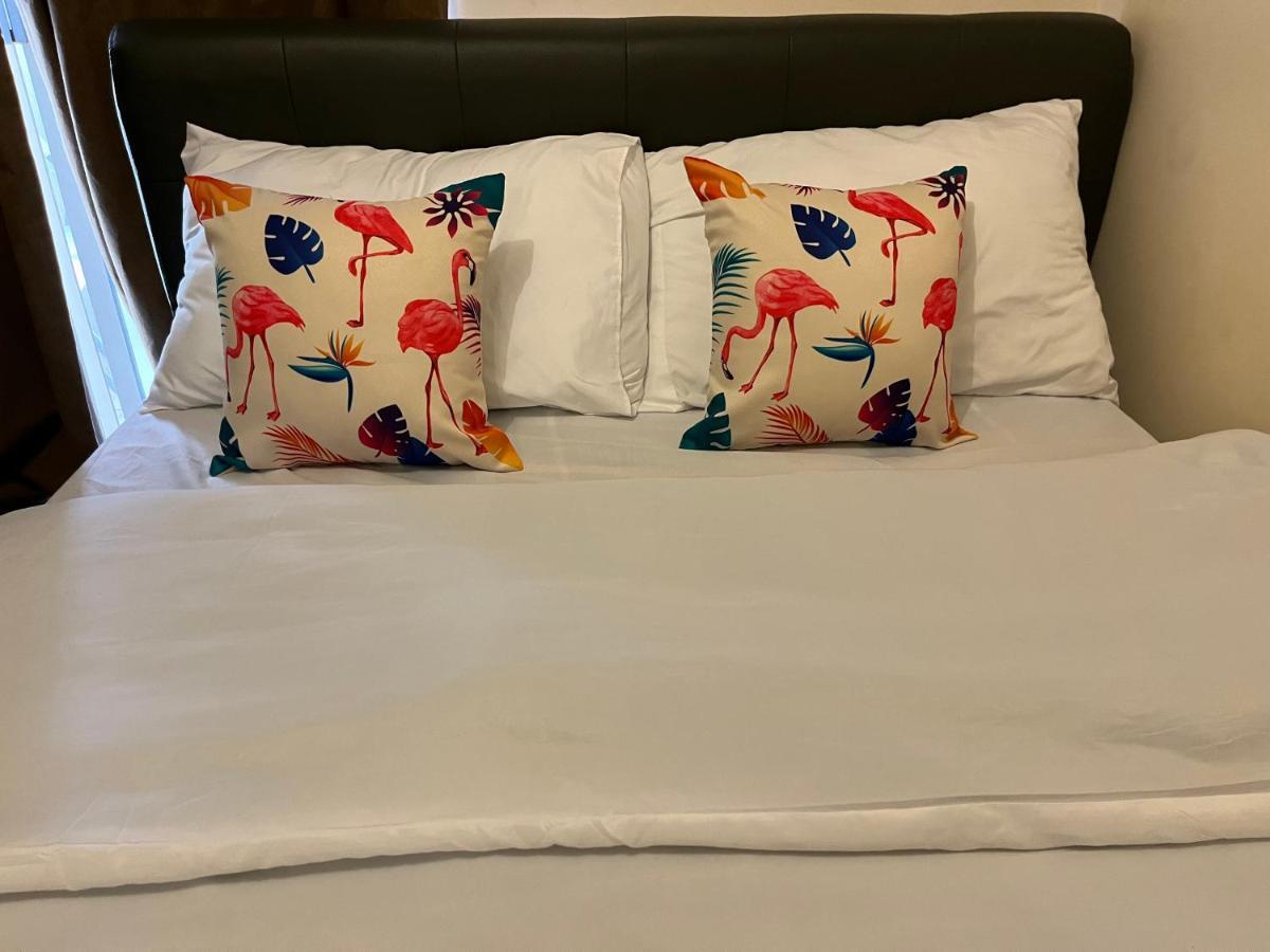 Ramiro Haven Staycation Manila Exterior foto